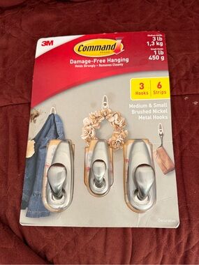 Commando Brushed Nickel Damage-Free Metal Hooks (3-Pack)